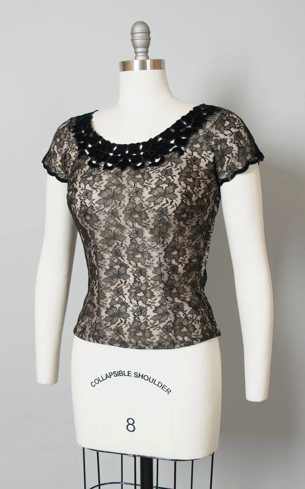 $50 & UNDER SALE || 1950s Lace Overlay Velvet Blouse | small