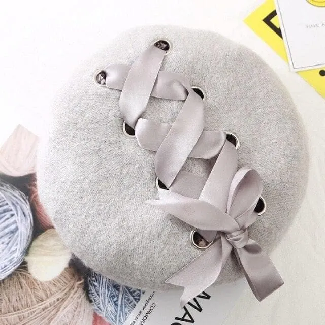 Cute Lace-up Wool Beret