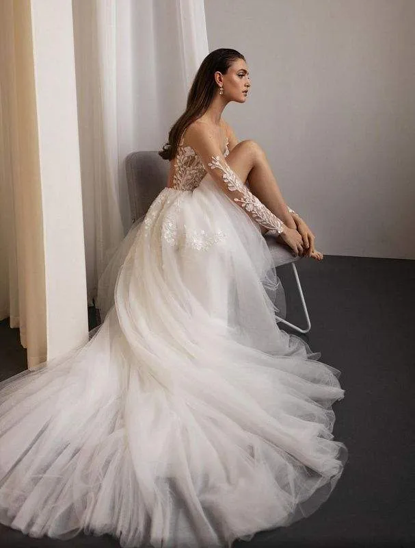 Pelican White Wedding Dress